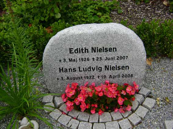 Billede af gravsten på Holstebro Nordre Kirkegård