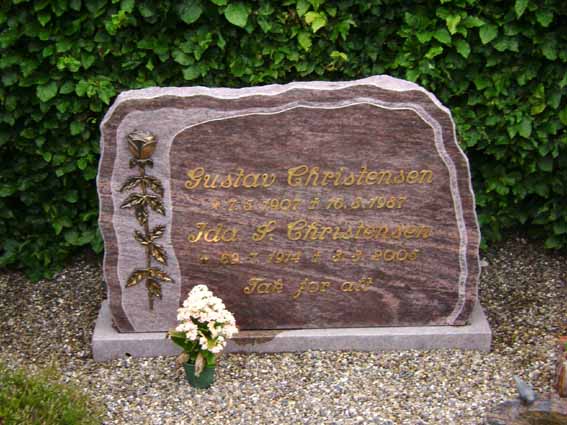 Billede af gravsten på Holstebro Nordre Kirkegård