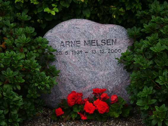 Billede af gravsten på Holstebro Nordre Kirkegård