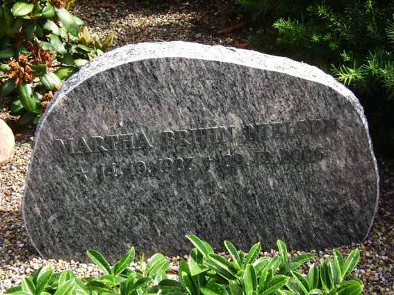 Billede af gravsten på Holstebro Nordre Kirkegård