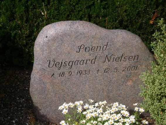 Billede af gravsten på Holstebro Nordre Kirkegård