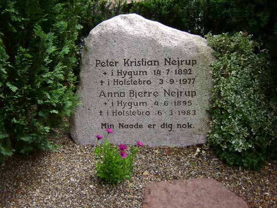 Billede af gravsten på Holstebro Nordre Kirkegård