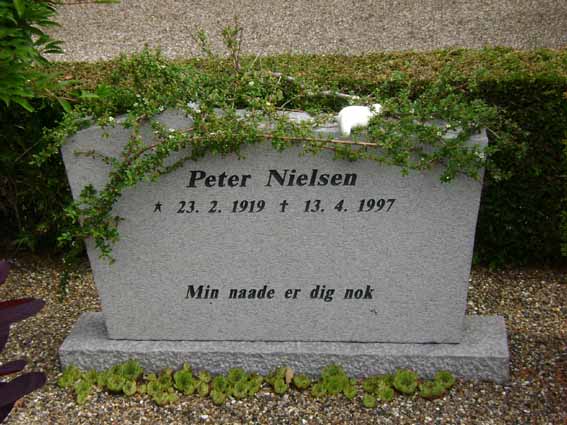 Billede af gravsten på Holstebro Nordre Kirkegård