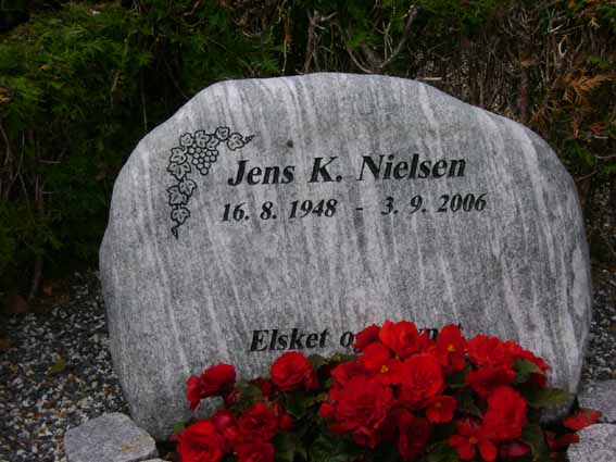 Billede af gravsten på Holstebro Nordre Kirkegård