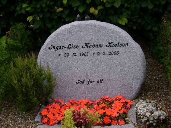Billede af gravsten på Holstebro Nordre Kirkegård