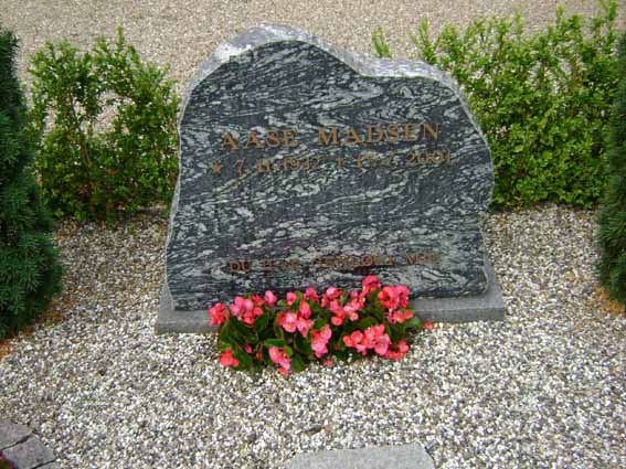 Billede af gravsten på Holstebro Nordre Kirkegård