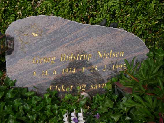 Billede af gravsten på Holstebro Nordre Kirkegård
