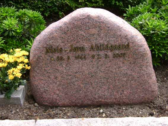 Billede af gravsten på Holstebro Nordre Kirkegård