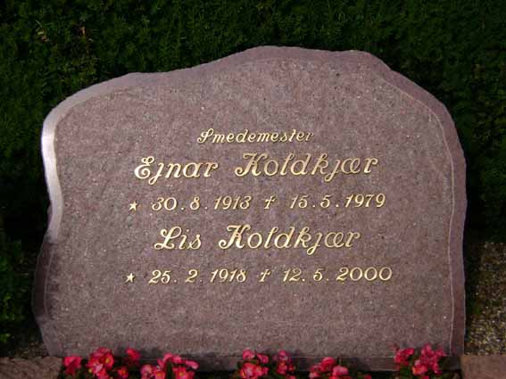 Billede af gravsten på Holstebro Nordre Kirkegård
