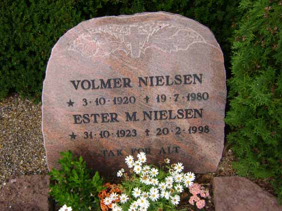 Billede af gravsten på Holstebro Nordre Kirkegård