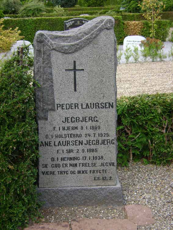 Billede af gravsten på Holstebro Nordre Kirkegård