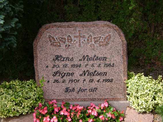 Billede af gravsten på Holstebro Nordre Kirkegård