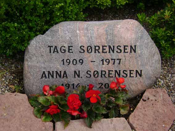 Billede af gravsten på Holstebro Nordre Kirkegård