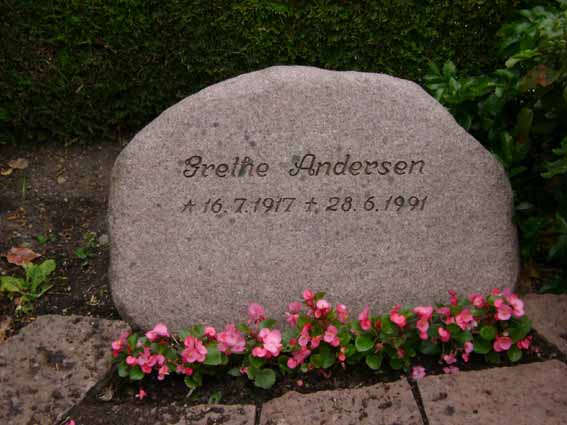 Billede af gravsten på Holstebro Nordre Kirkegård