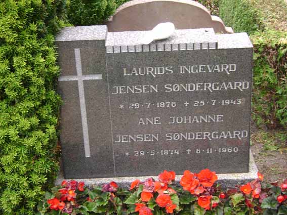 Billede af gravsten på Holstebro Nordre Kirkegård