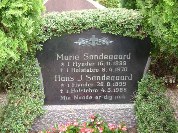 Billede af gravsten på Holstebro Nordre Kirkegård