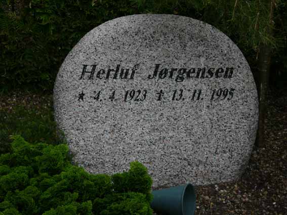Billede af gravsten på Holstebro Nordre Kirkegård