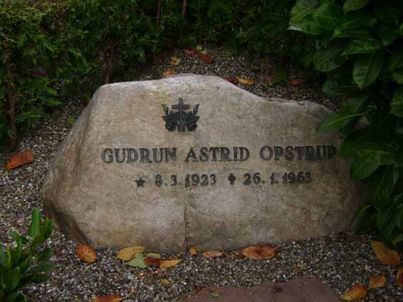 Billede af gravsten på Holstebro Nordre Kirkegård