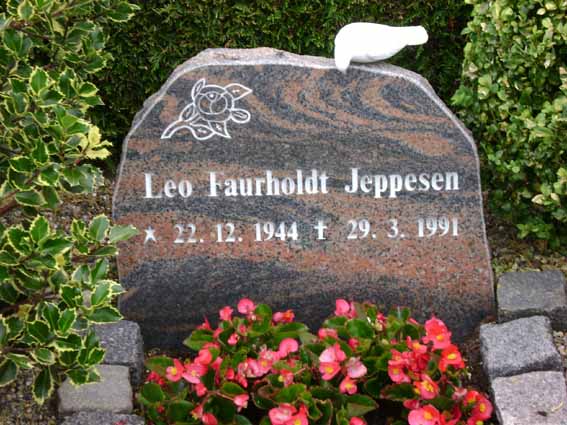 Billede af gravsten på Holstebro Nordre Kirkegård