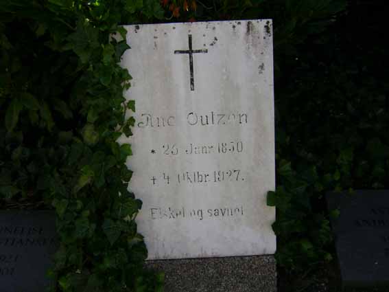 Billede af gravsten på Holstebro Nordre Kirkegård