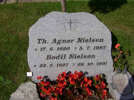 Billede af gravsten på Holstebro Nordre Kirkegård