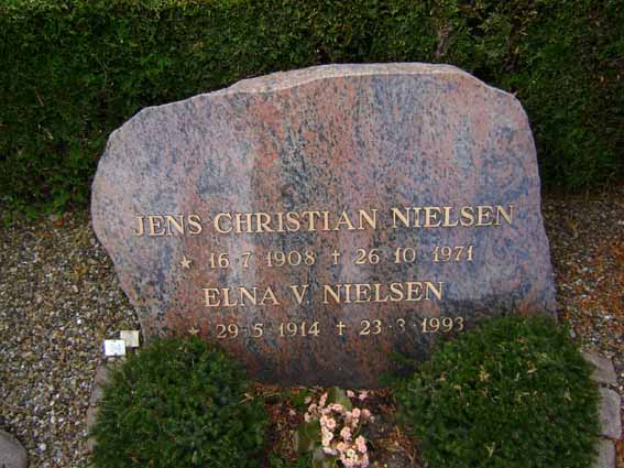 Billede af gravsten på Holstebro Nordre Kirkegård