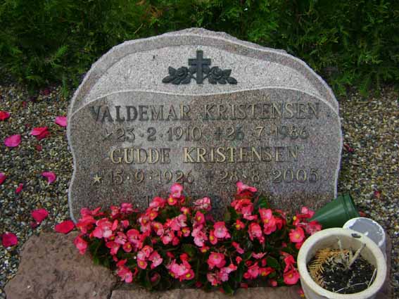 Billede af gravsten på Holstebro Nordre Kirkegård
