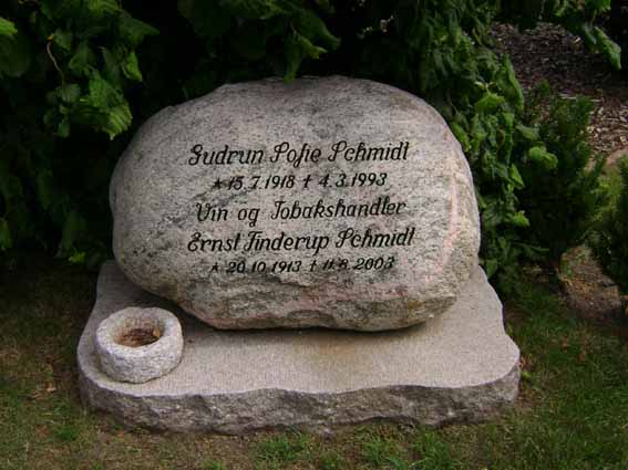 Billede af gravsten på Holstebro Nordre Kirkegård