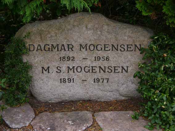 Billede af gravsten på Holstebro Nordre Kirkegård