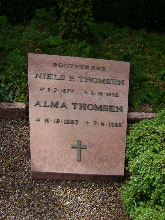 Billede af gravsten på Holstebro Nordre Kirkegård