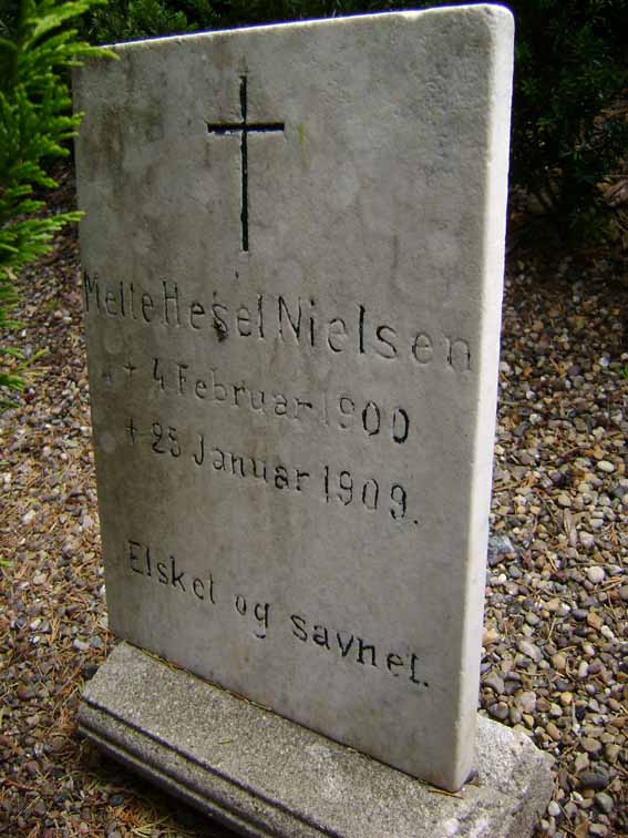 Billede af gravsten på Holstebro Nordre Kirkegård