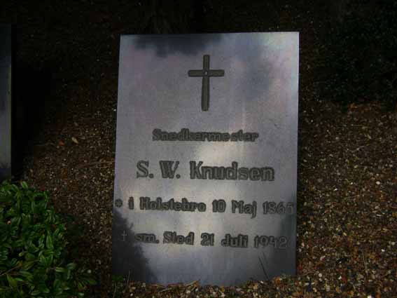 Billede af gravsten på Holstebro Nordre Kirkegård