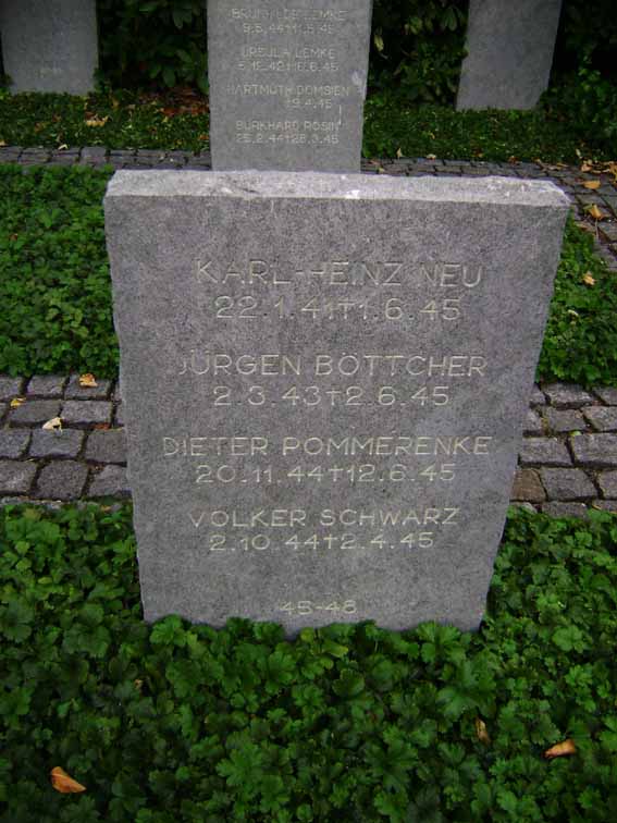 Billede af gravsten på Holstebro Nordre Kirkegård
