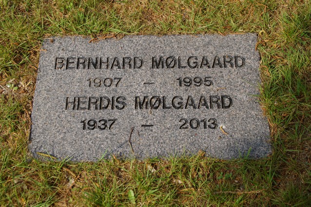 Billede af gravsten på Holstebro Nordre Kirkegård
