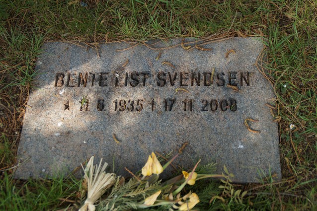 Billede af gravsten på Holstebro Nordre Kirkegård