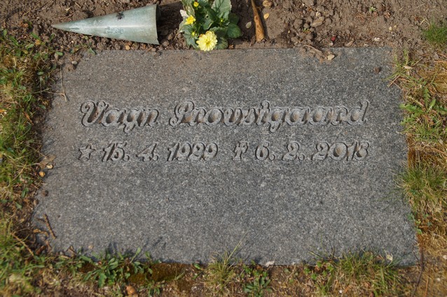 Billede af gravsten på Holstebro Nordre Kirkegård