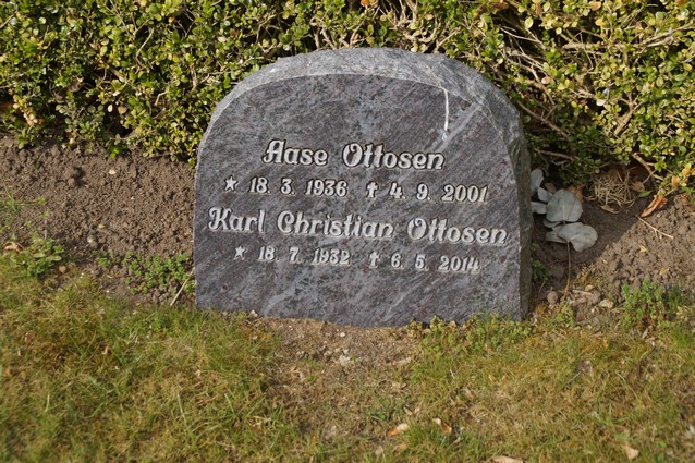 Billede af gravsten på Holstebro Nordre Kirkegård