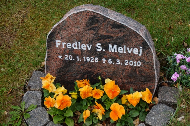 Billede af gravsten på Holstebro Nordre Kirkegård