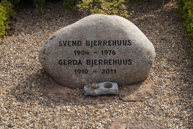 Billede af gravsten på Holstebro Nordre Kirkegård