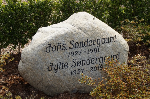 Billede af gravsten på Holstebro Nordre Kirkegård