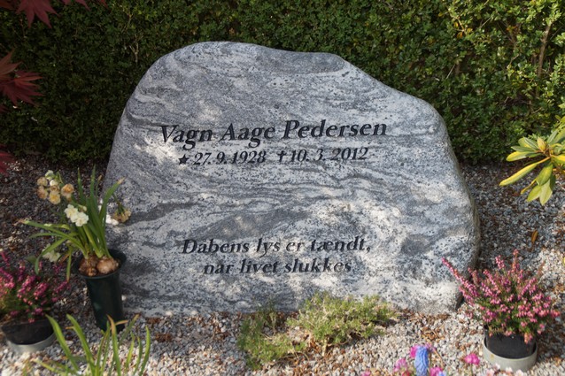 Billede af gravsten på Holstebro Nordre Kirkegård