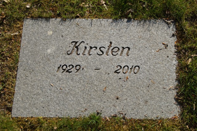 Billede af gravsten på Holstebro Nordre Kirkegård