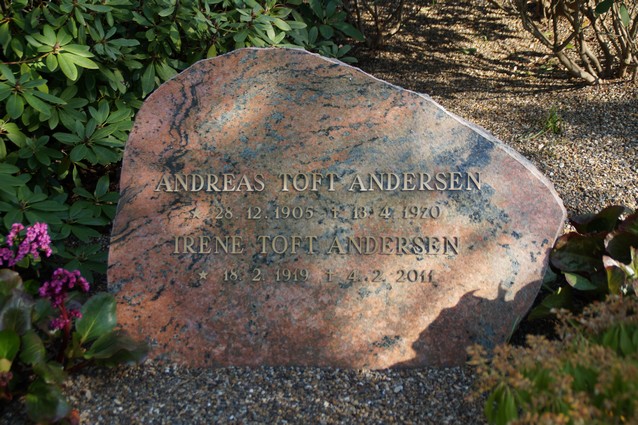 Billede af gravsten på Holstebro Nordre Kirkegård