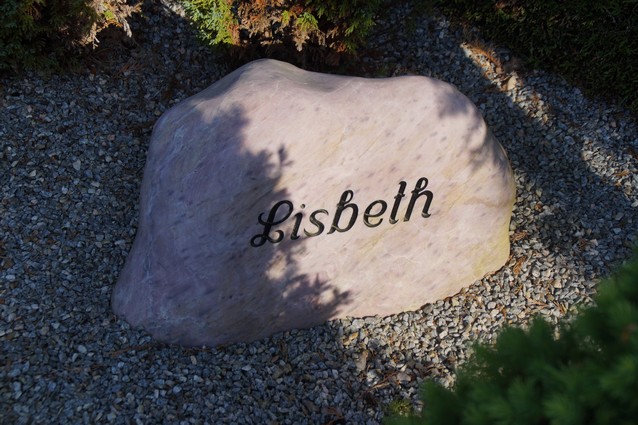 Billede af gravsten på Holstebro Nordre Kirkegård