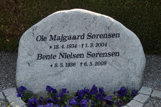 Billede af gravsten på Holstebro Nordre Kirkegård