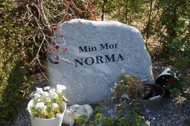 Billede af gravsten på Holstebro Nordre Kirkegård