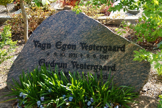 Billede af gravsten på Holstebro Nordre Kirkegård