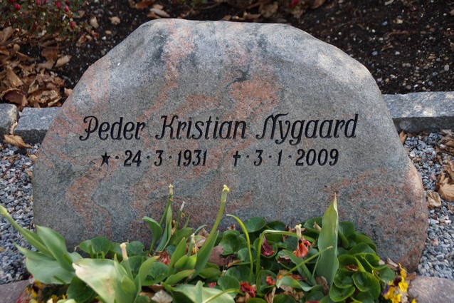 Billede af gravsten på Holstebro Nordre Kirkegård