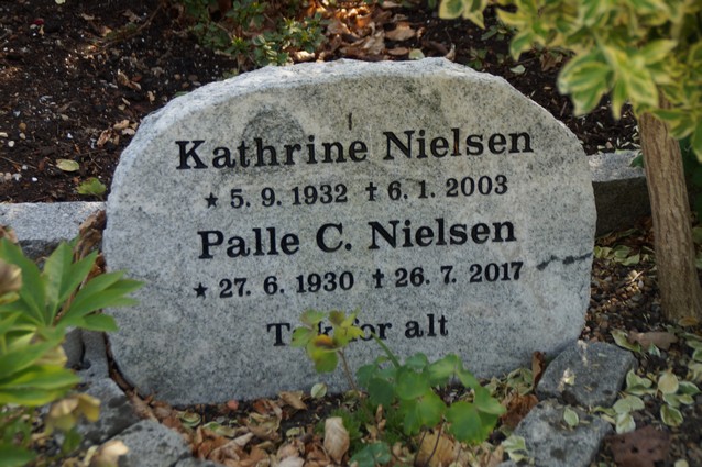 Billede af gravsten på Holstebro Nordre Kirkegård