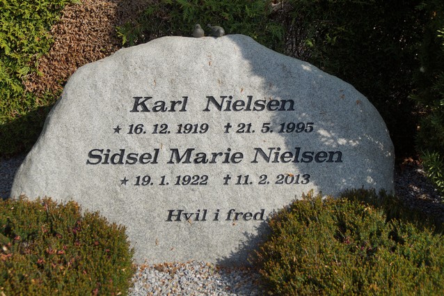Billede af gravsten på Holstebro Nordre Kirkegård